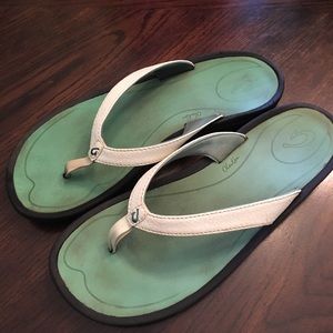 Olukai Kulapa Kai Thong Sandal Size 9